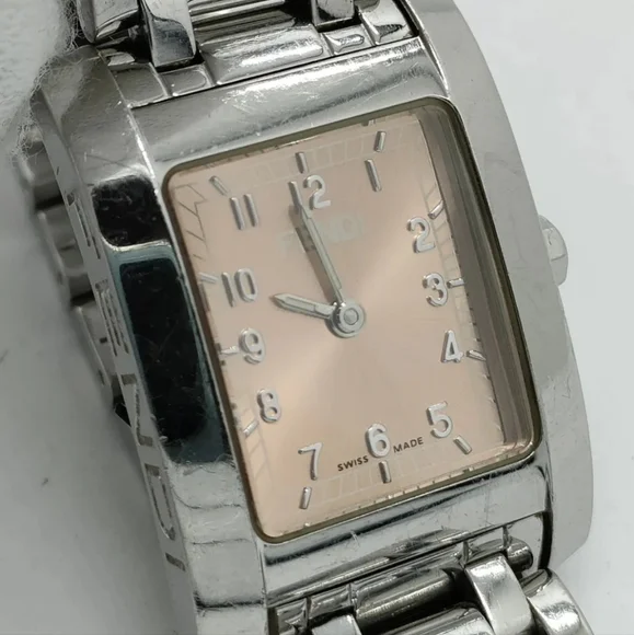 FENDI WATCH WOMEN'S PINK x SILVER